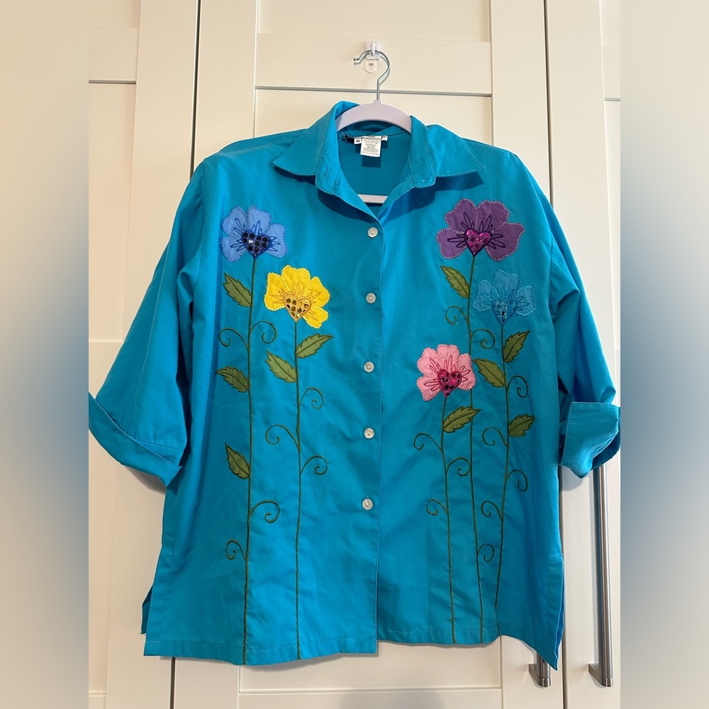Cc sportswear Vintage Shirt with glitzy embroidered floral Appliqué, shoulder p